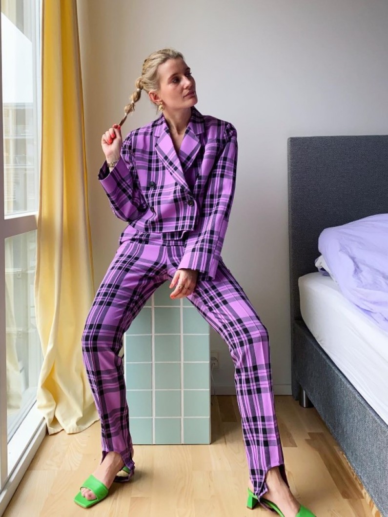 w660 757650 karodall2